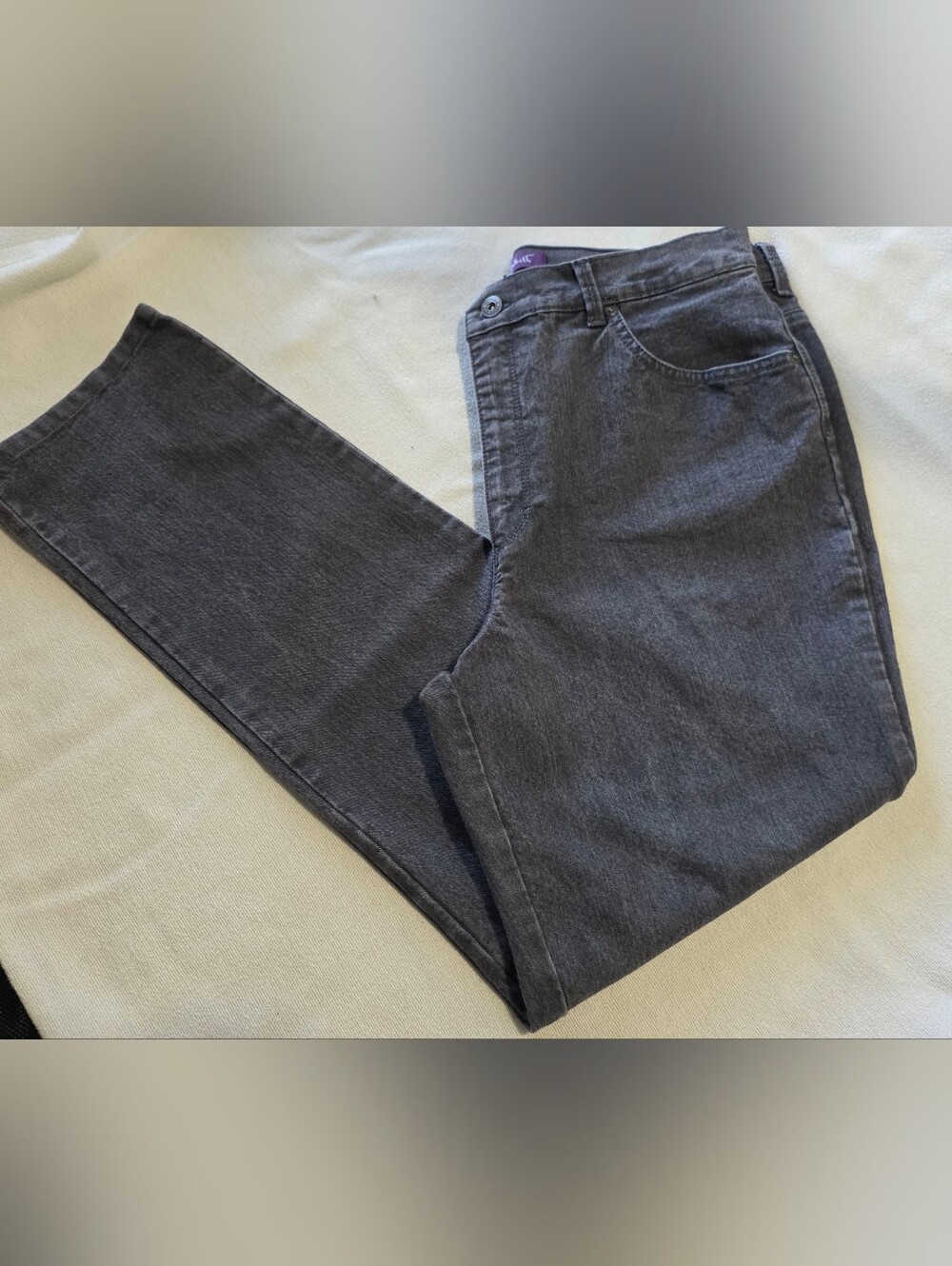 Gloria Vanderbilt Amanda Jeans, Faded Black/Gray, Size 14
